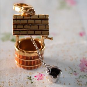 Juicy Couture - Well Charm
